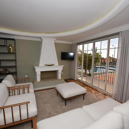 Chaves * Funchal (Madeira)